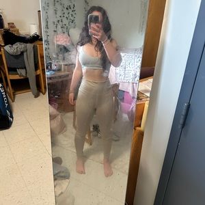 All in motion leggings